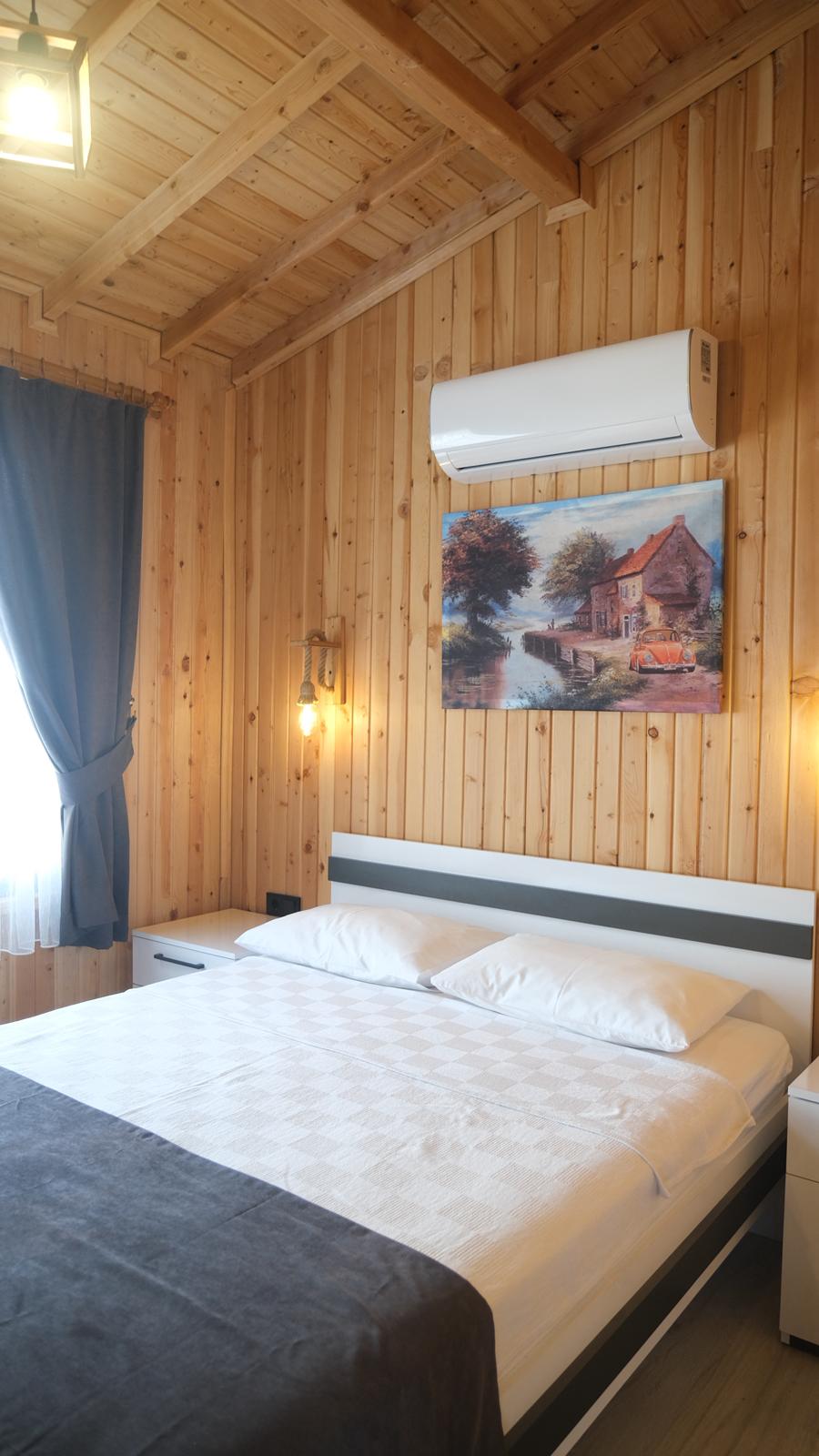 Modern ve şık yatak odası